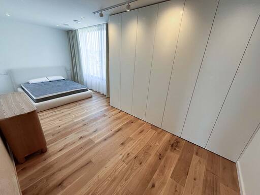 Spojení přírodních materiálů: dřevo, oleje a vosky