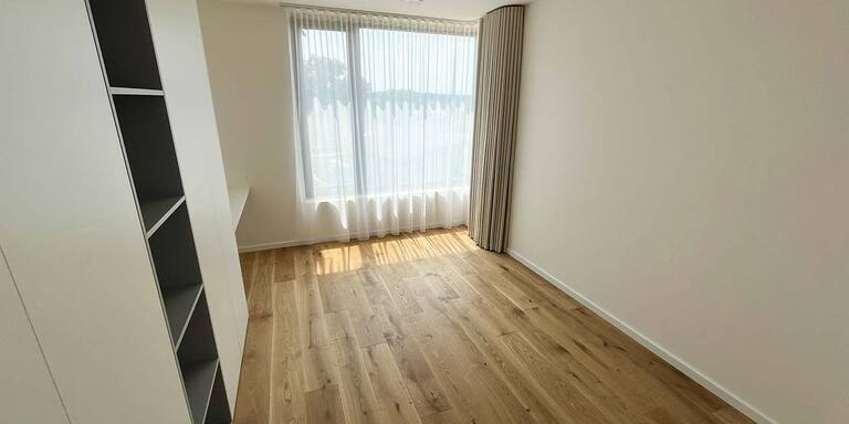 Spojení přírodních materiálů: dřevo, oleje a vosky