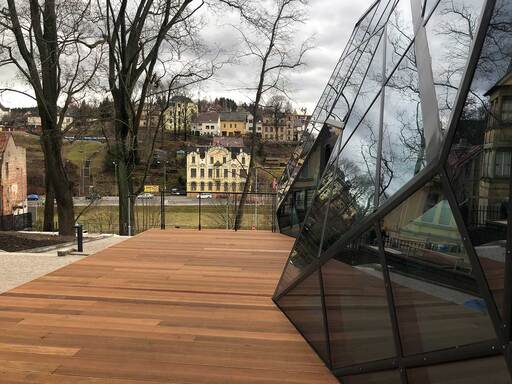 Terasy REAL DECK ze dřeviny Bangkirai