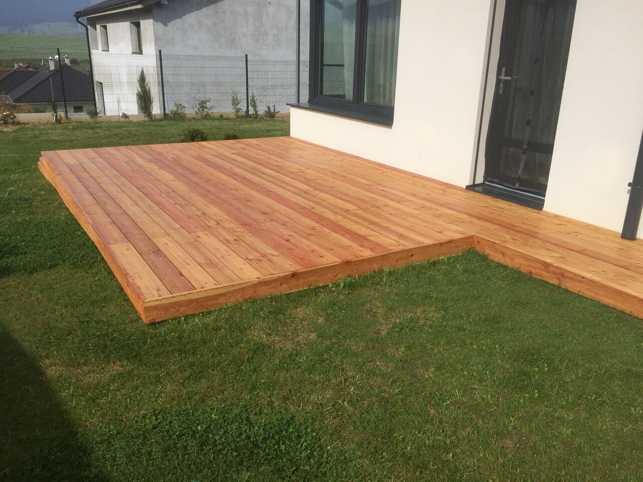 Terasy REAL DECK ze dřeviny Slezský modřín