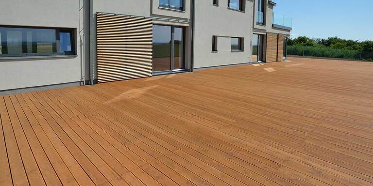 Terasy REAL DECK ze dřeviny Slezský modřín