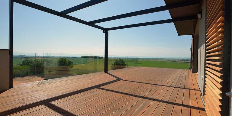 Terasy REAL DECK ze dřeviny Slezský modřín