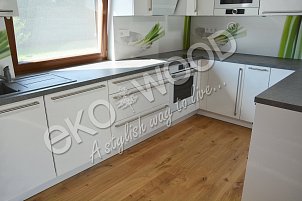 EKOWOOD Dub Rustikal 1-pás 13,5x192 mm Osmo olej odstín bezbarvý, podélné i příčné hrany 4V, povrch kartáčovaný