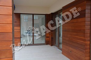 REAL FACADE Červený cedr Klasický profil 17,5 x 137 mm ošetřeno OSMO UV Ochranný olej barevný č. 428 cedr