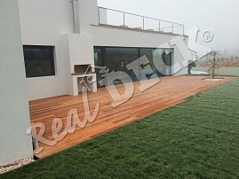 REAL DECK Bukit s perem a drážkou hrubá drážka 28 x 145 mm ponecháno přírodní