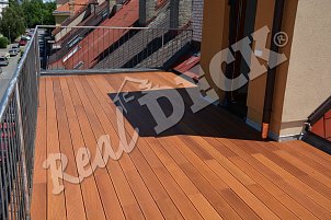 REAL DECK Garapa 25 x 145 mm jemná drážka ošetřeno OSMO Teras.olej č. 013 Garapa