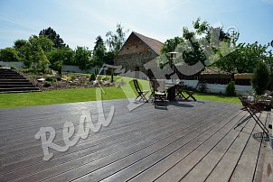 Terasa REAL DECK, Sibiřský modřín 27 x 145 mm jemná drážka ošetřeno OSMO Ochranná olejevá lazura č.727 Palisandr