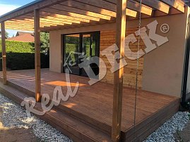 Terasa REAL DECK Modřín sibiřský  27 x 145 mm, povrchově ošetřeno OSMO Terasový olej č. 016 Bangkirai tmavý